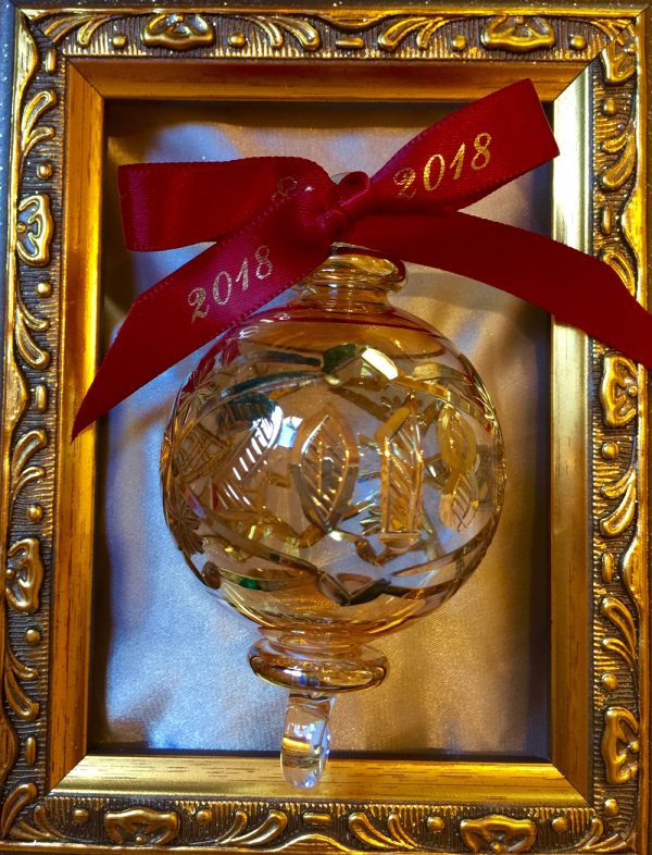 2019 Year Ornament - Gold - Image 3