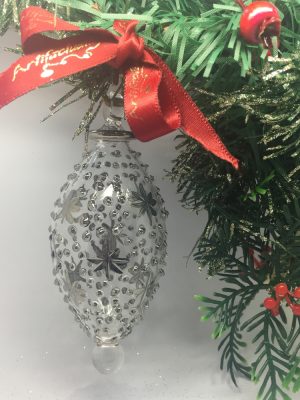 Contrast Star Dot Oblong Ornament (M) ~  Silver