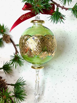 Victorian Etched Star Crystal (S,M,L) ~ Green