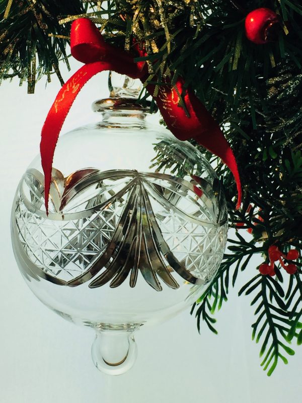 Victorian Etched Ornament (M) ~ Silver
