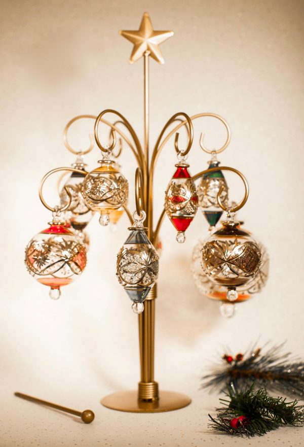 12 Arm Ornament Stand (Large - 19") ~ Antique Gold