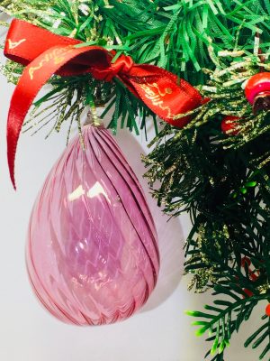 Swirl Diagonal Egg Ornament (M) ~ Pink