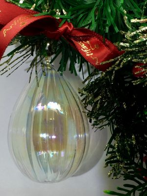 Swirl Straight Egg Ornament - Clear