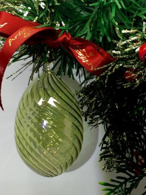 Swirl Wiggle Egg Ornament (S) ~ Green