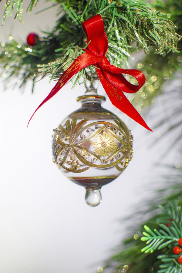 Victorian Raised Ornament (XL) ~ Smoke
