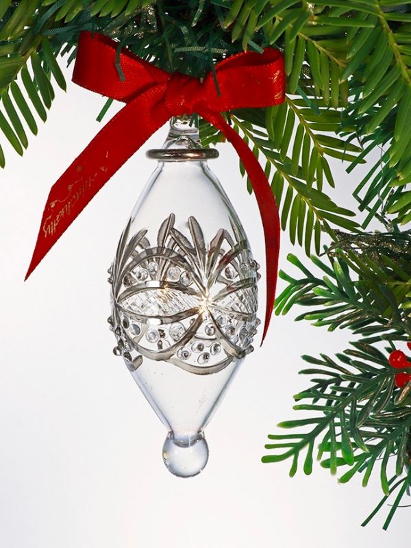 Victorian Raised Oblong Ornament (S) ~ Silver