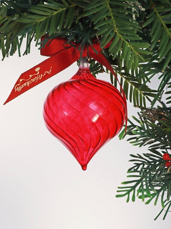 Turnip Bauble - Red - M (6cm)