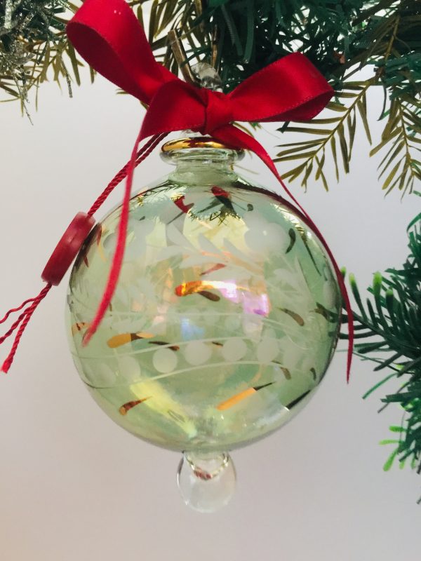Floral Etched Ornament - Green - L (8cm)