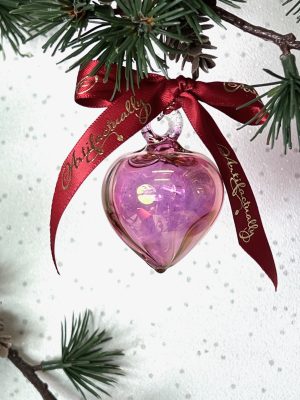 Kiss Bauble (XS) ~ Pink