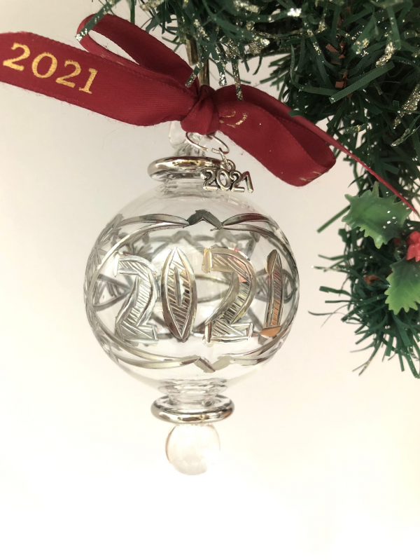 2023 Year Ornament (M) ~ Silver