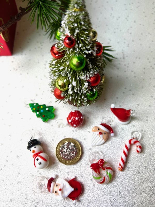 Wreath (MINI) ~ Red/Green/White - Image 3