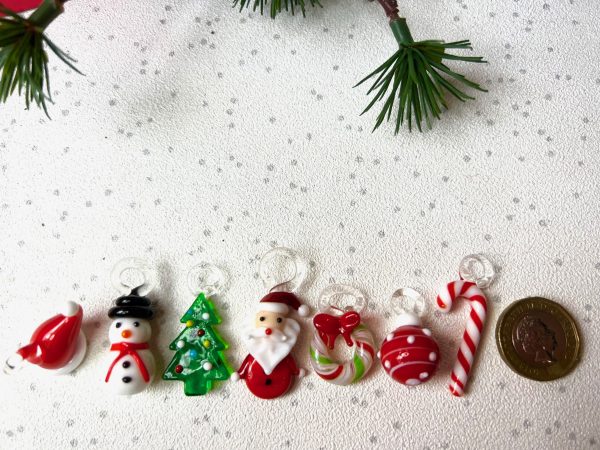 Wreath (MINI) ~ Red/Green/White - Image 4