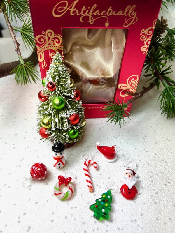 Wreath (MINI) ~ Red/Green/White - Image 2