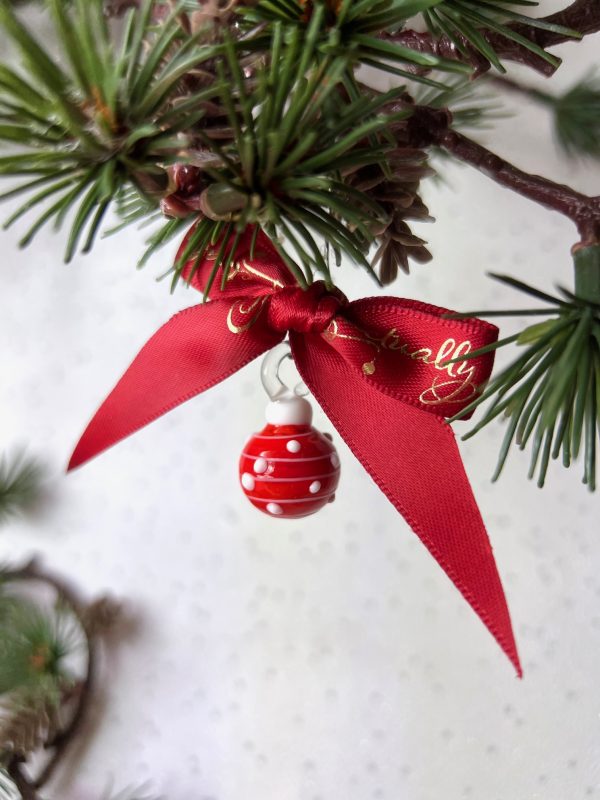 Bauble (MINI) ~ Red