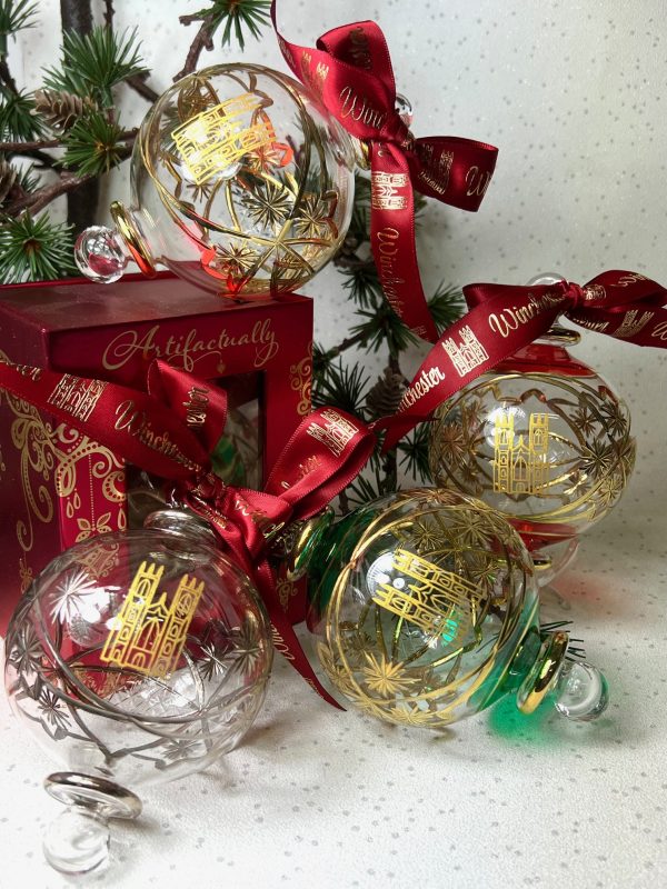 Winchester Cathedral Ornament (L) ~ Gold - Image 3