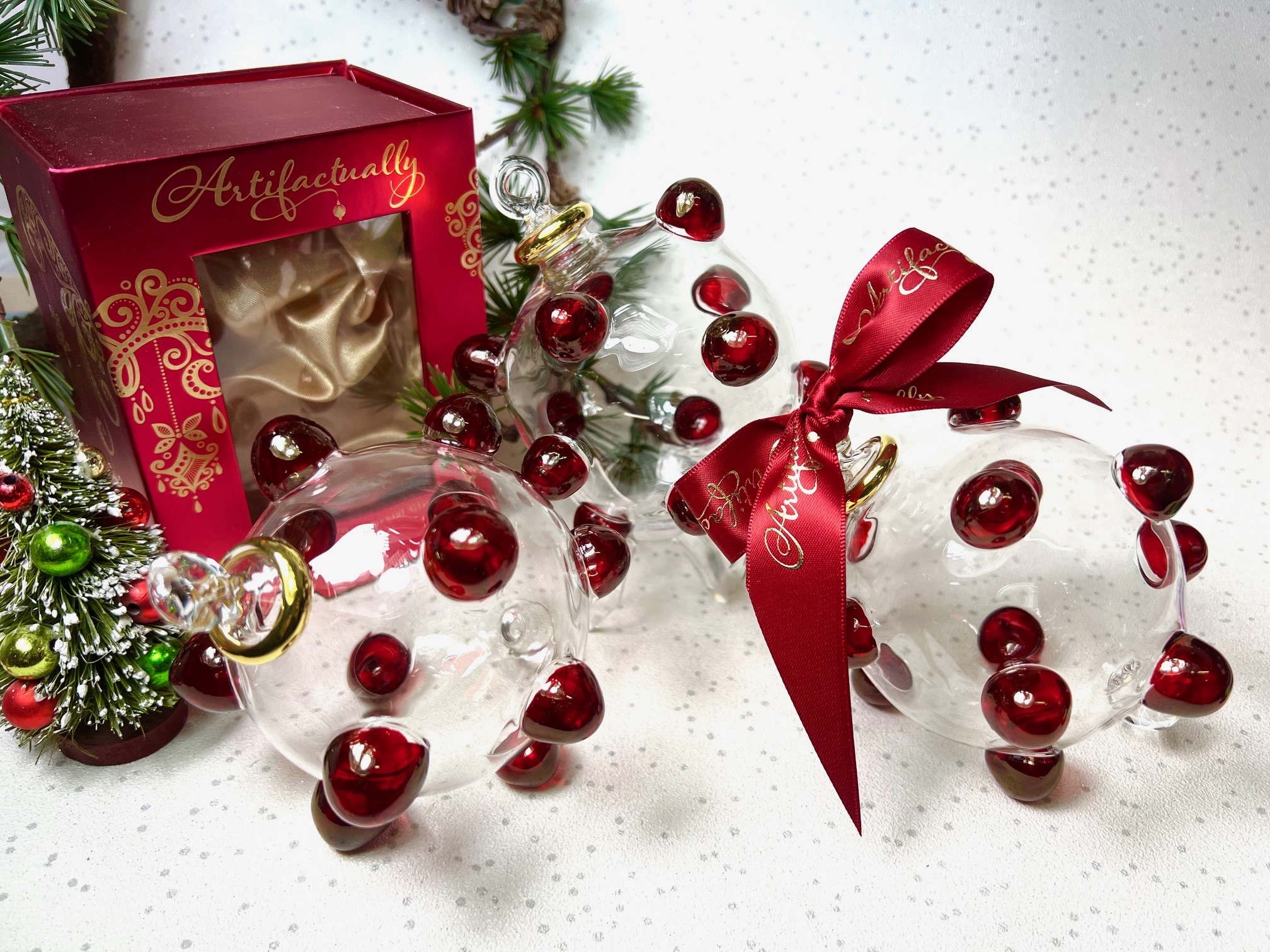 Bubblegum Bauble (L) ~ Red - Image 2