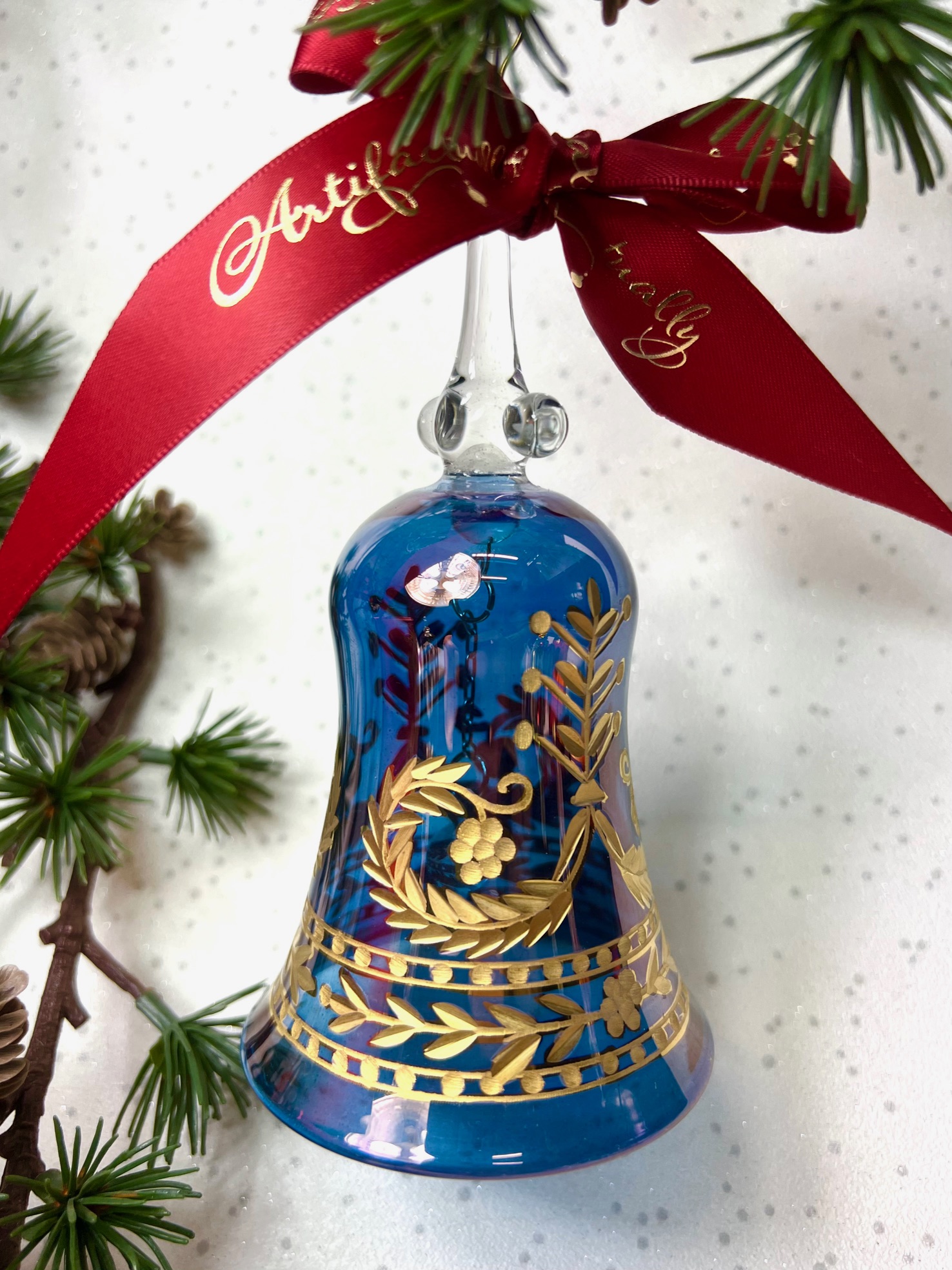 Versailles Etched Bell (L) - Blue