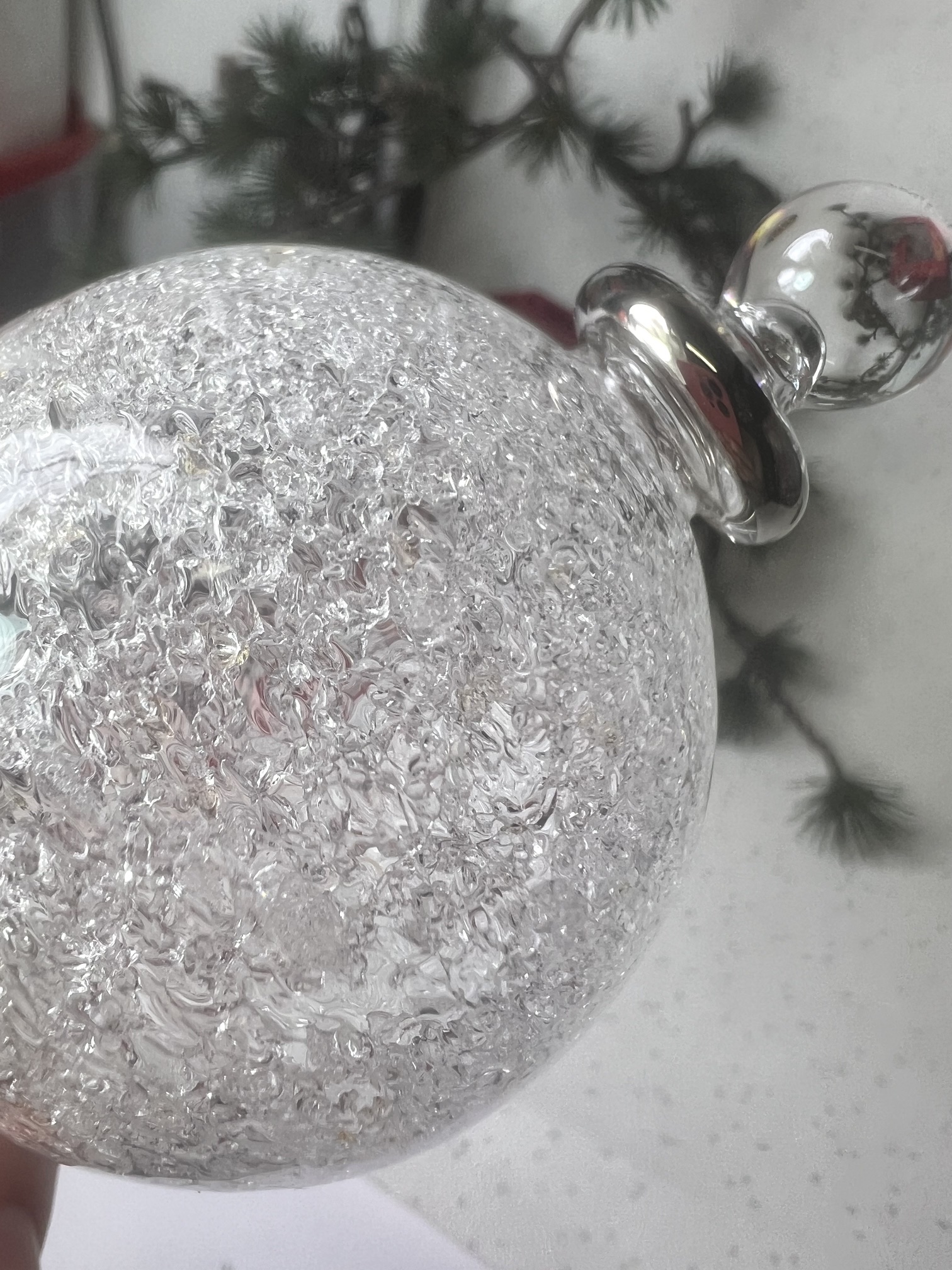 Frosty Bauble (M) ~ Clear/Silver - Image 2