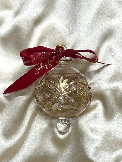 Christmas Ornament (M) ~ Clear / Gold