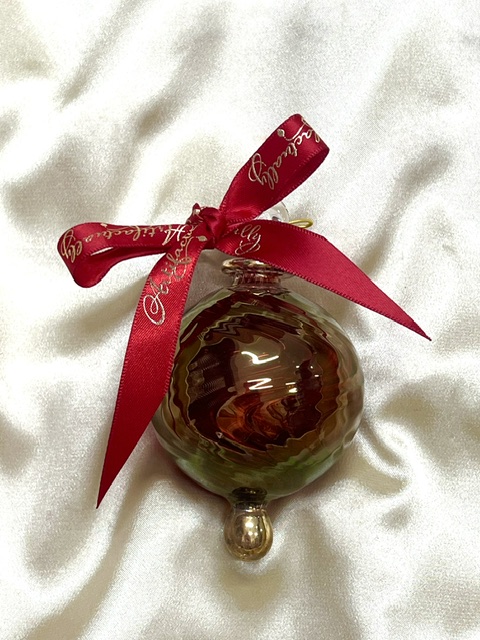 Christmas Ornament (M) ~ Red