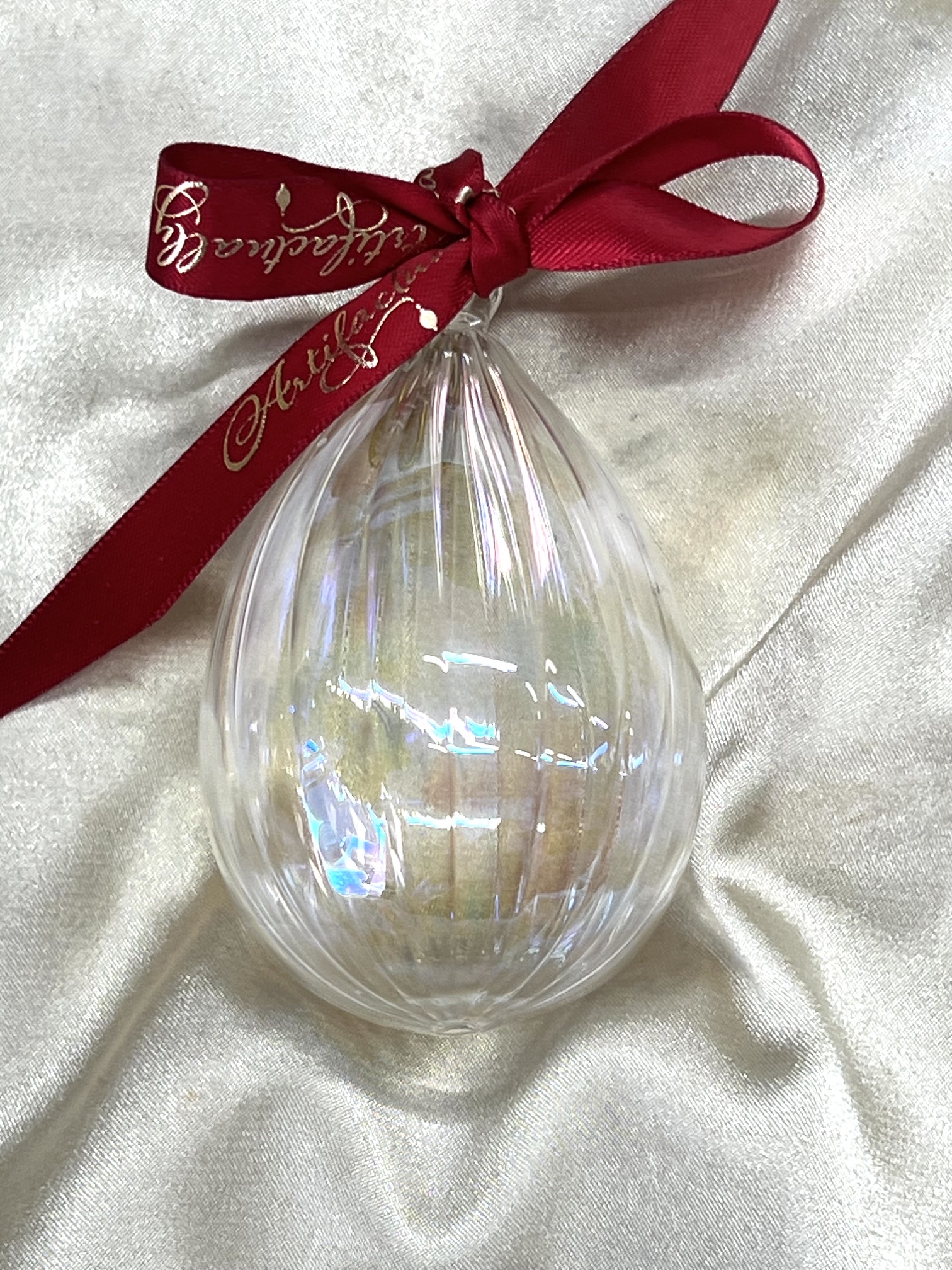 Christmas Egg/Tear Ornament (M) ~ Iridescent