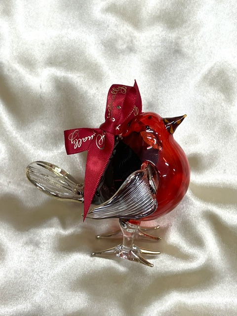 Christmas Novelty Ornament (M) ~ Robin