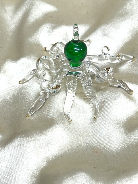 Christmas Novelty Ornament (M) ~ Octopus ~ Green