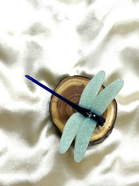 Christmas Novelty Ornament (M) ~ Dragonfly