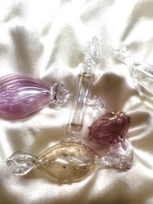 Christmas Novelty (M) ~ 5 x Glass Sweets - No Gift Box