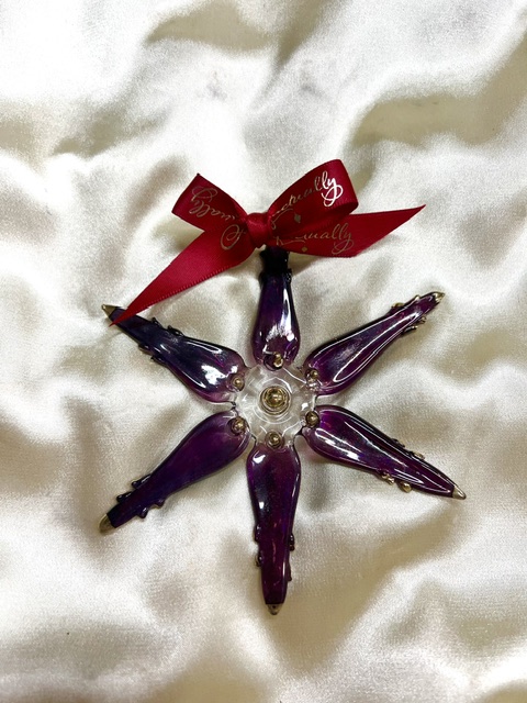 Christmas Star Ornament (M) ~ Purple