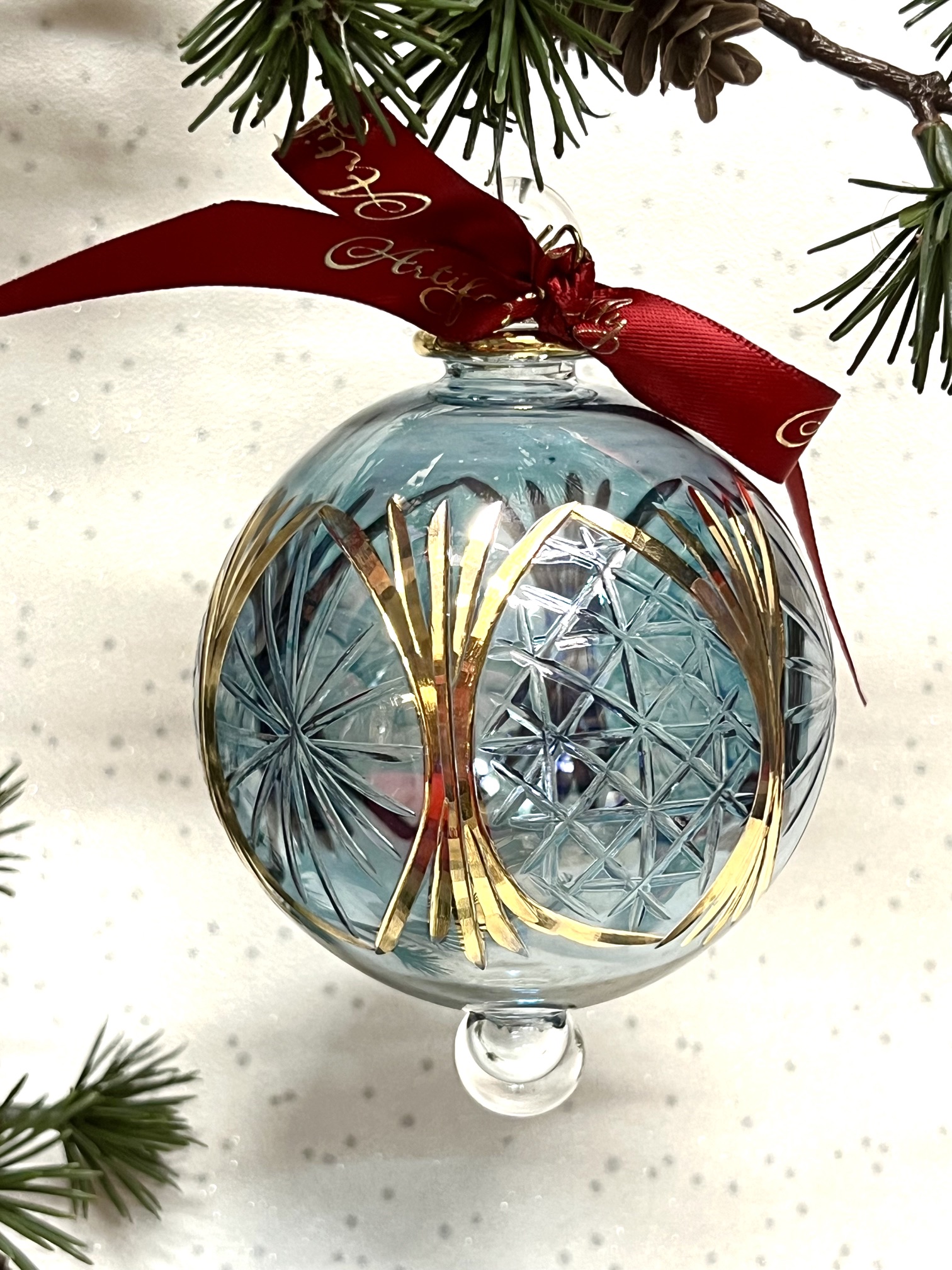 Victorian Hatch Star Ornament (L) ~ Ice Blue