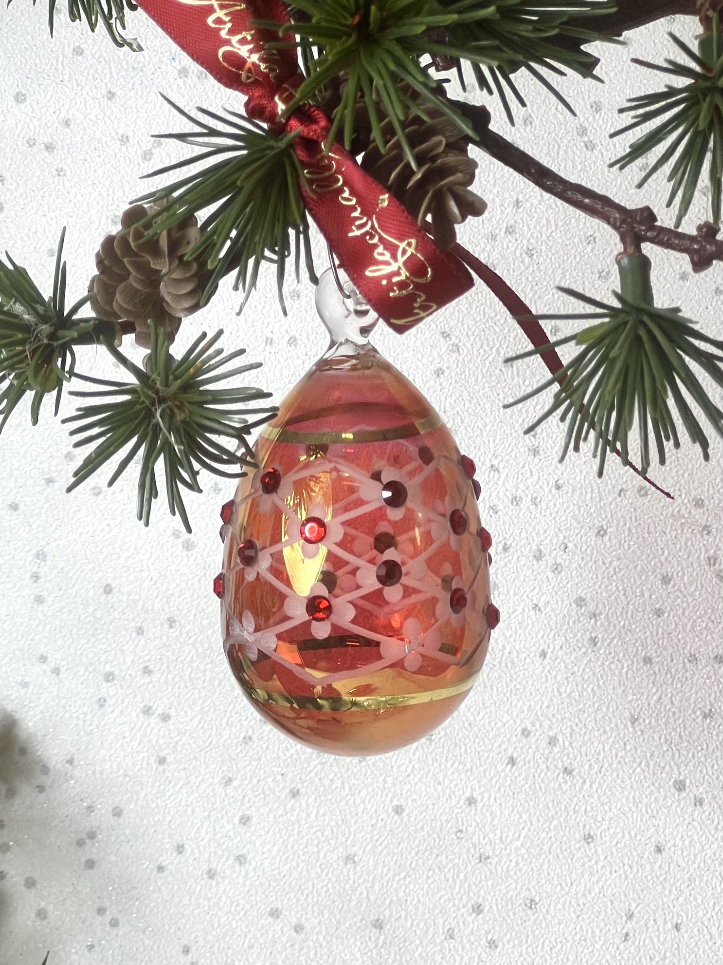 Diamanté Egg (S) ~ Red