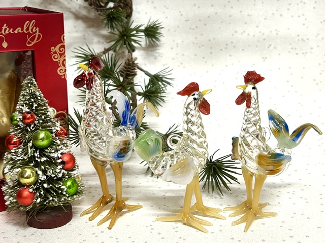 Rooster Ornament (M) ~ Clear/Multi - Image 3