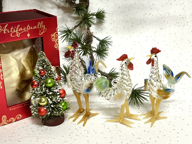 Rooster Ornament (M) ~ Clear/Multi - Image 2