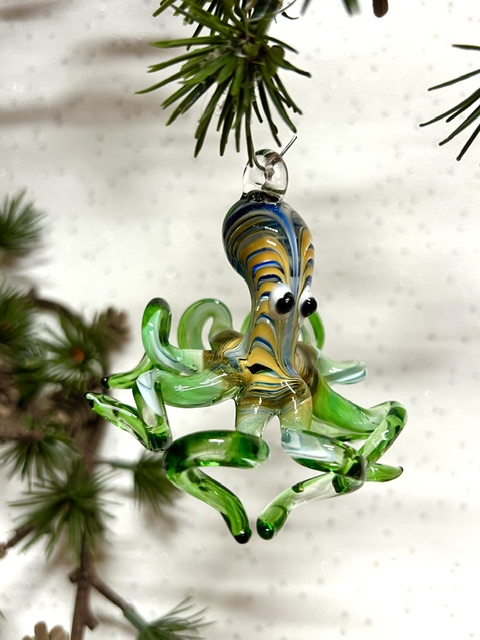 Octopus Ornament (M) ~ Green