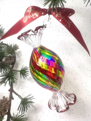 Jumbo Oval Sweet (L) ~ Rainbow