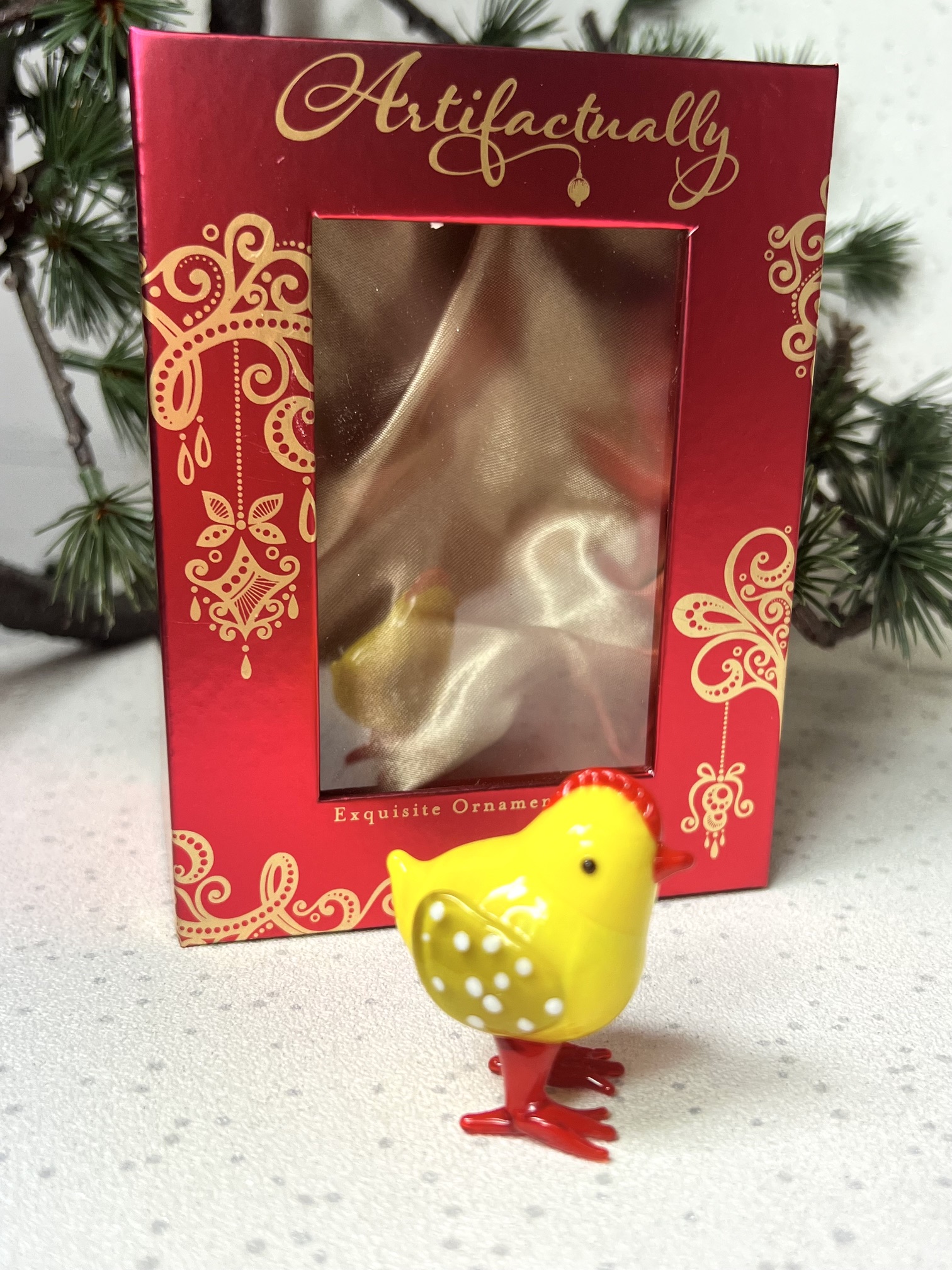 Solid Glass Chicken (S) ~ Yellow - Image 2
