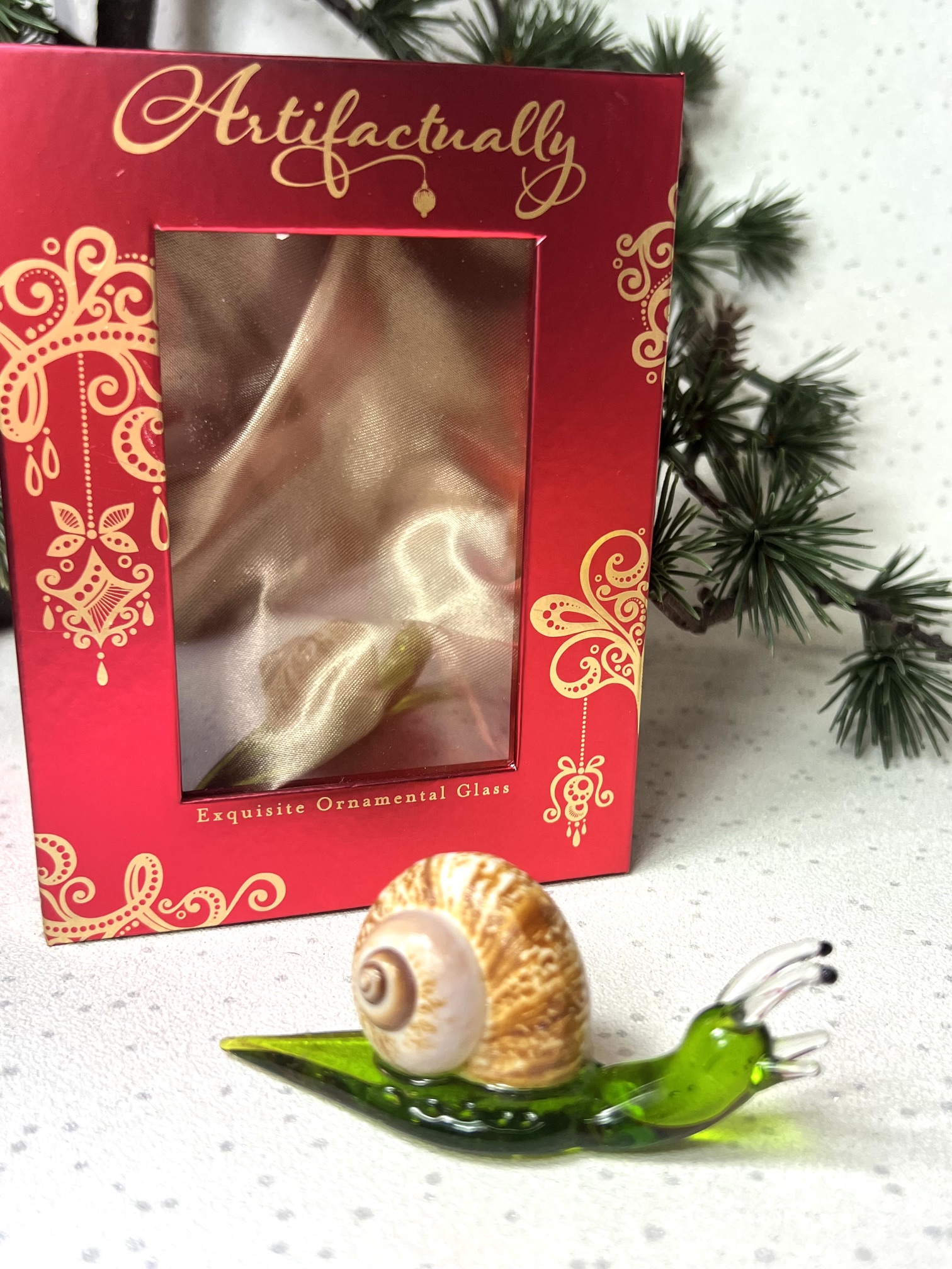Solid Glass Snail (S) ~ Green - Image 2