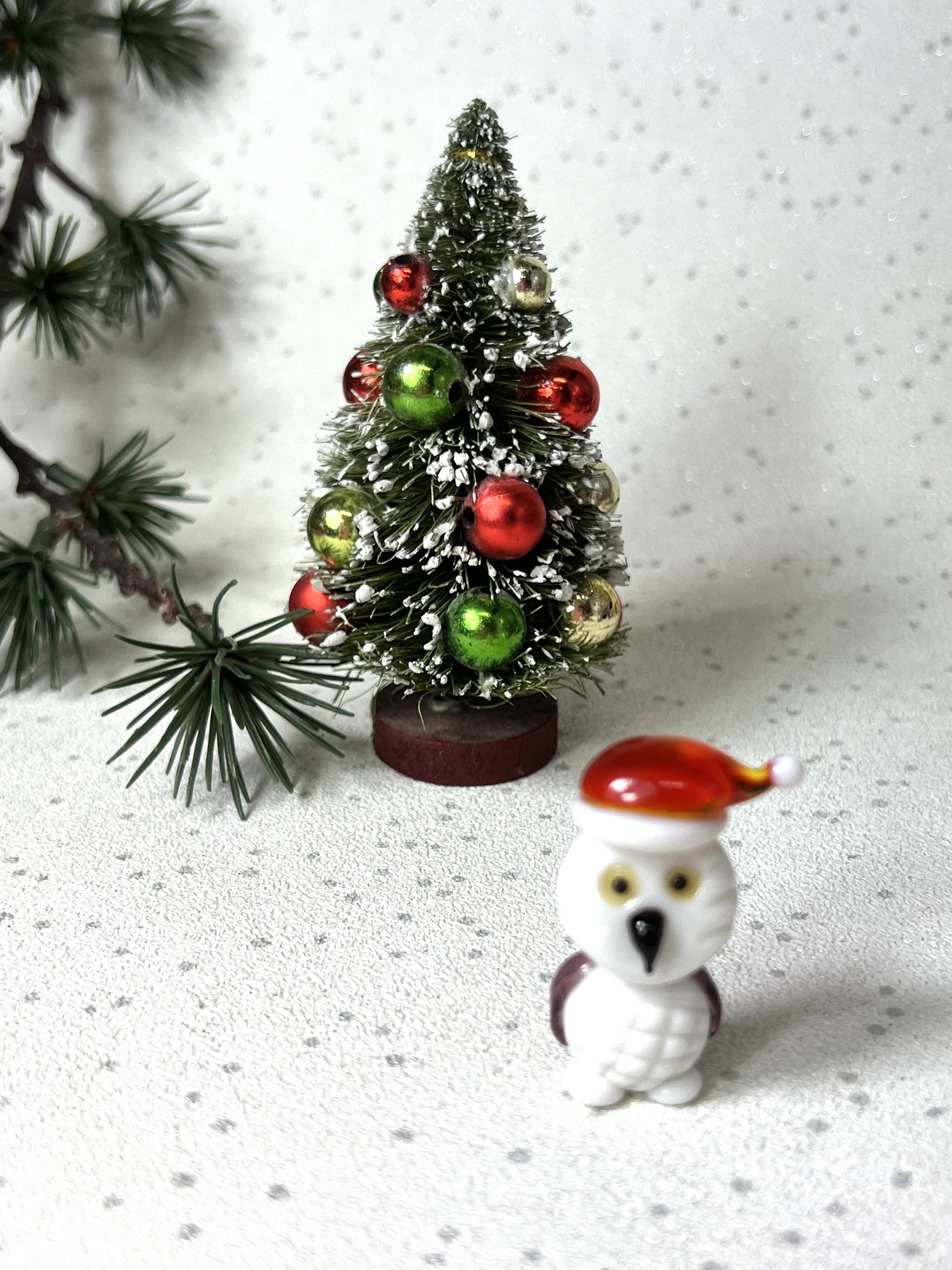 Solid Glass Santa Hat Owl (XS) ~ Multi