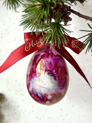 Marble Egg Ornament (M) ~ Pink/Purple