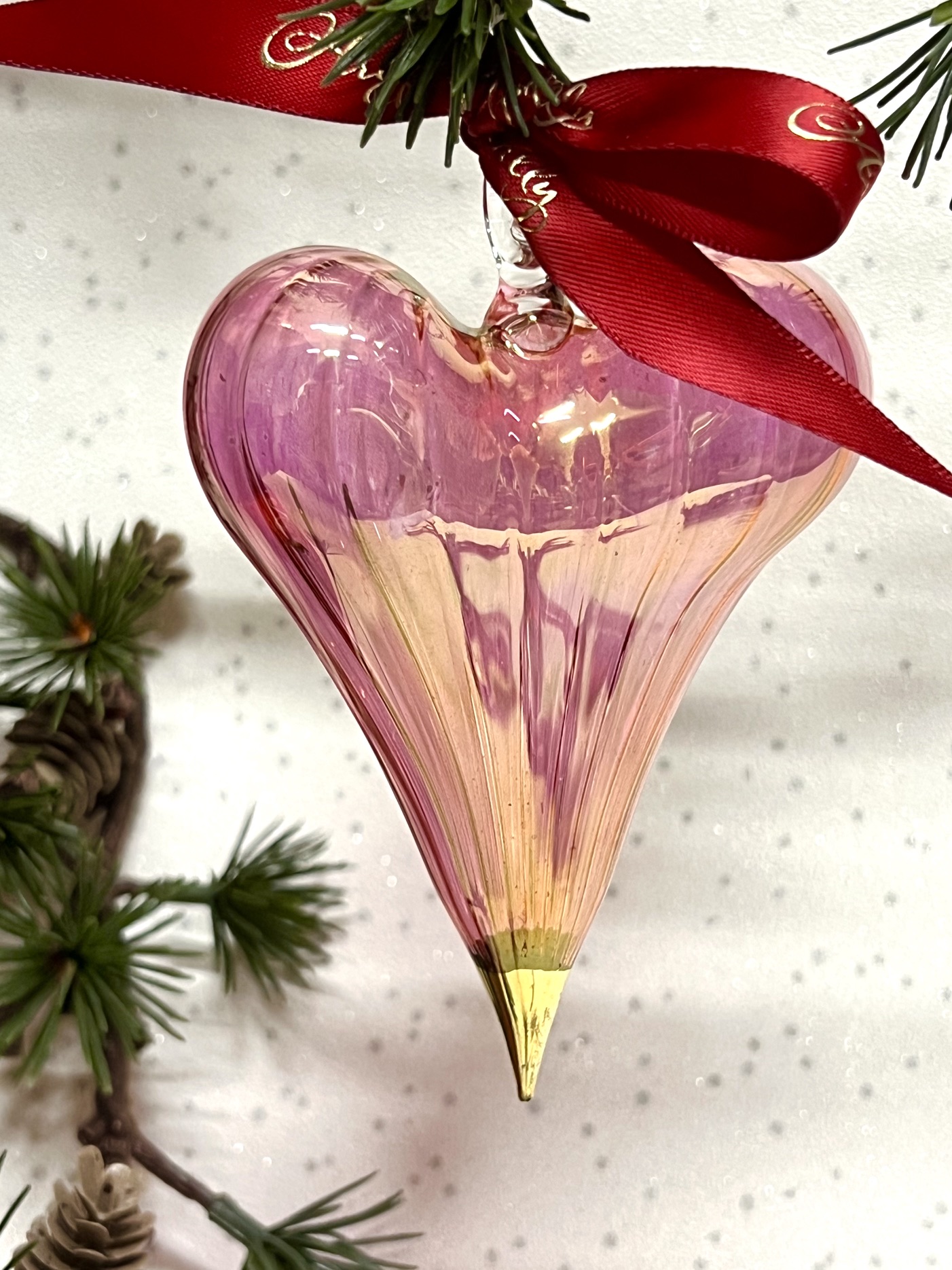 Classic Heart (M) ~ Pink/Gold