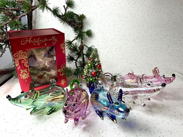 Christmas Mouse Ornament ~ Clear - Image 2